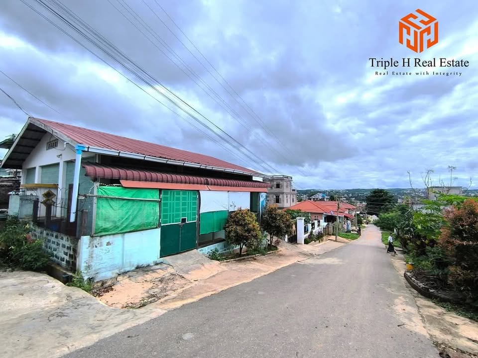 ပြင်ဦးလွင်မြို့၊ ရပ်ကွက်ကြီး (၂၁)၊ မိုးကြိုး ⚡