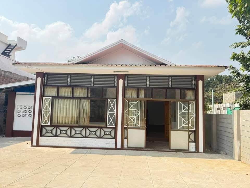 မြို့မ ကဖေး၊ နှီးဘုရားမုဒ်ပေါက်အနီး ပေ ၃၀၀ ခန့် အကွာအဝေး မှာရှိတဲ့ RC တစ်ထပ်တိုက် အရောင်းလေးပါ❗