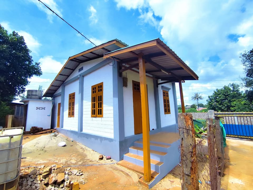 "တိုးကြီးကုန်း"မှာရှိတဲ့ တန်ဖိုးသင့် အိမ်အပါ အရောင်းလေးပါ! 🎉