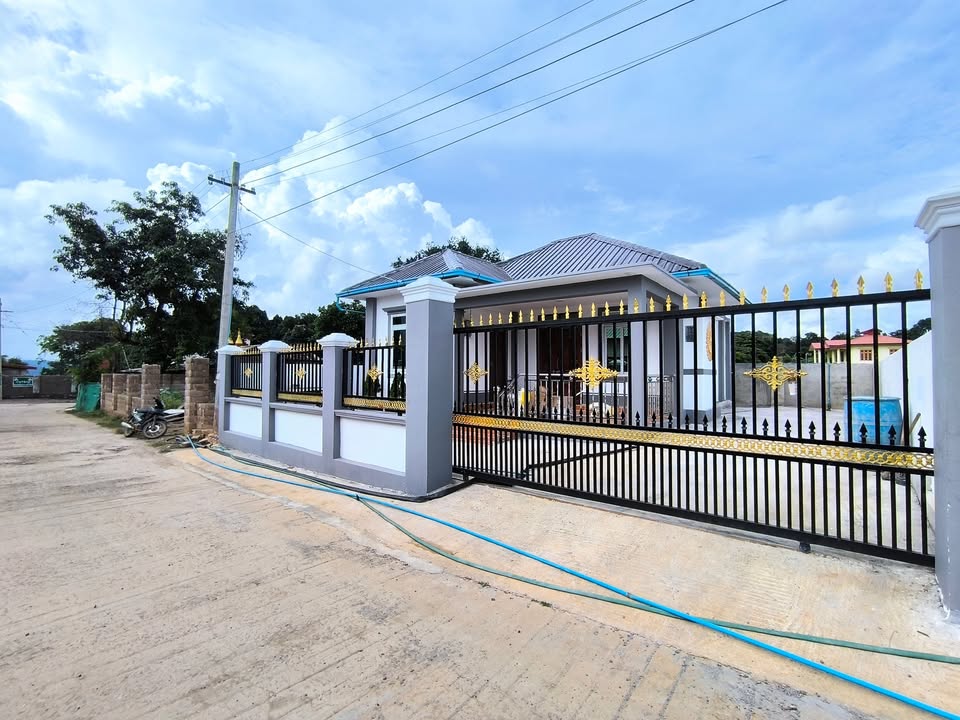 "သိန်း ၁၅၀၀" ဝန်းကျင် အိမ်အသစ် အရောင်းလေးပါ! 🎉