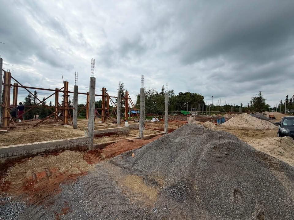 လူနေထိုင်ခွင့်ကျပြီး အိမ်ယာအသစ် ကြိုပွိုင့် အရောင်းလေးပါ! 🎉