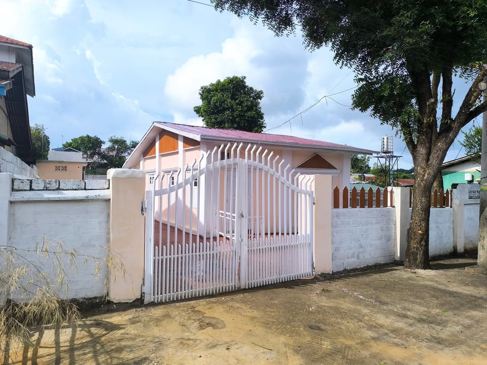 "ဂရံမြေ" အိမ်အပါ အရောင်းလေးပါ! 🎉 🏠