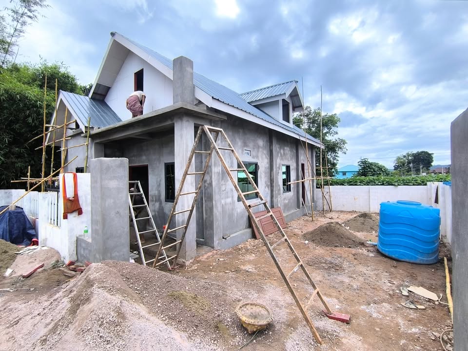 ယခုလို အိမ်အသစ် အရောင်းရှားပါးနေတဲ့အချိန်မှာ...🏠