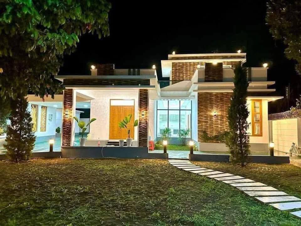 "လျှံရိပ်ငြိမ်" အိမ်အသစ်စက်စက် အရောင်းလေးပါ!🎉
